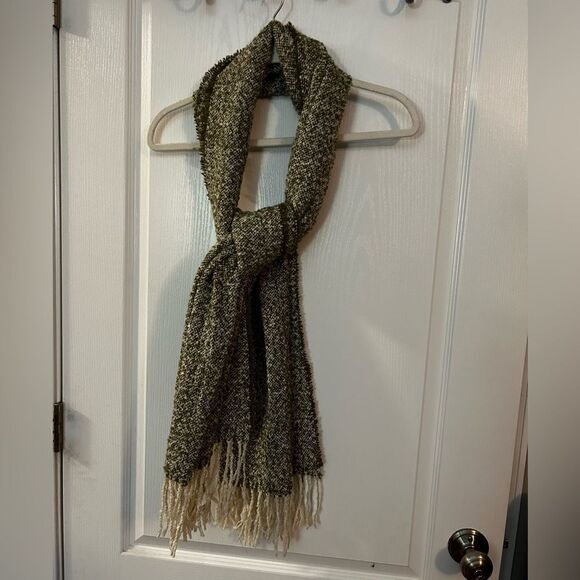 100% Pashmina Large green off white Shawl Wrap / Scarf with Fringe Hem EUC silky - Picture 1 of 11